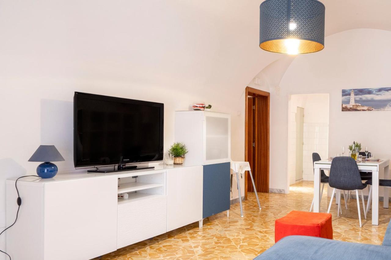 Vico II Terrace Apartment A Step From Piazza Roma Martina Franca Buitenkant foto